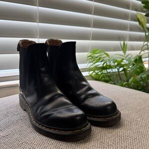 Dr. Martens Black Leather Men's size 7, women’s size 8 Boots